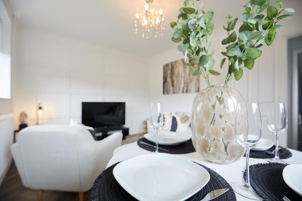 Stylish 2 Bed Apartment With Beautiful Garden 诺里奇 外观 照片
